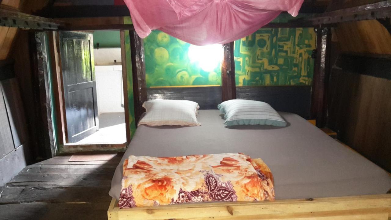 Liberta Homestay 图克图克 外观 照片
