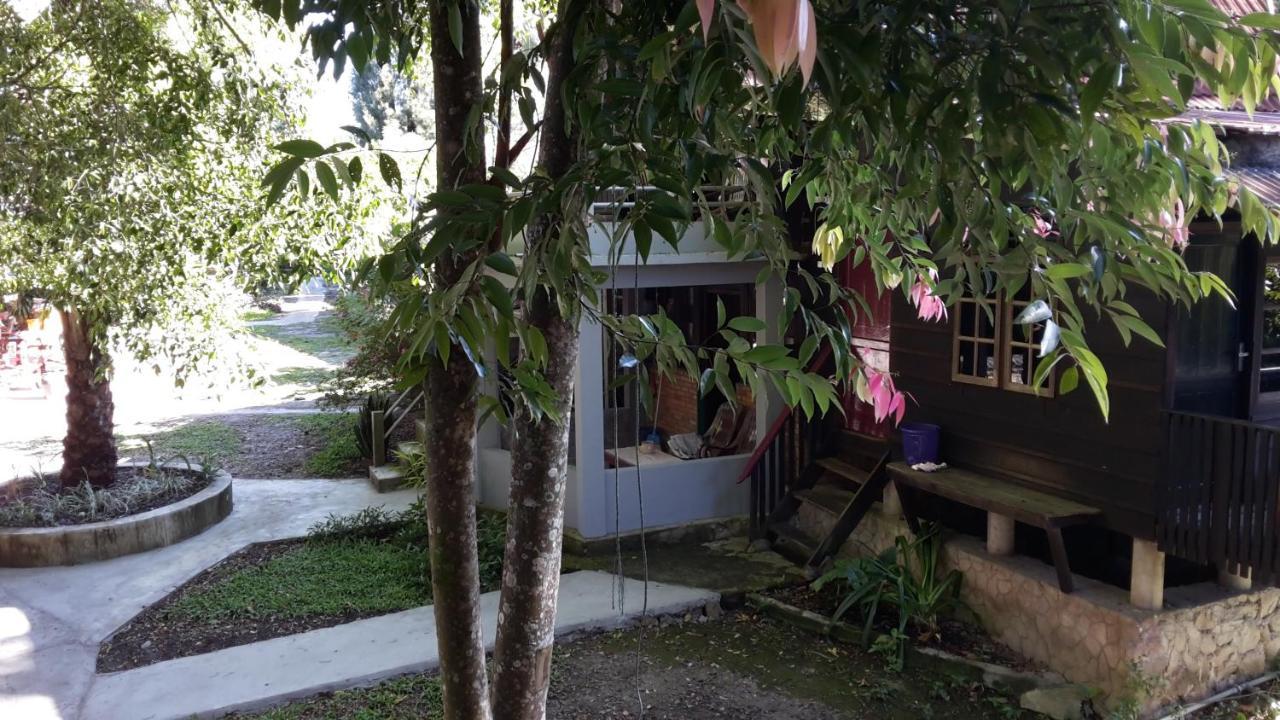 Liberta Homestay 图克图克 外观 照片