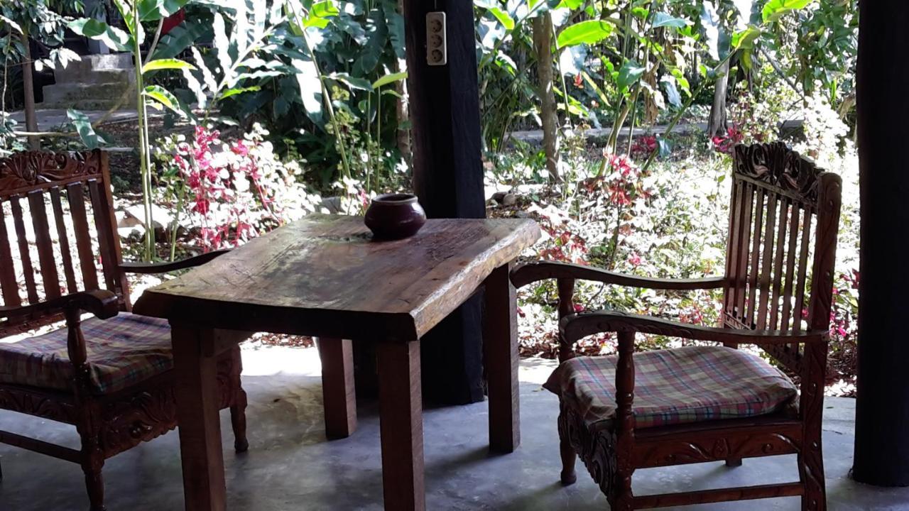 Liberta Homestay 图克图克 外观 照片