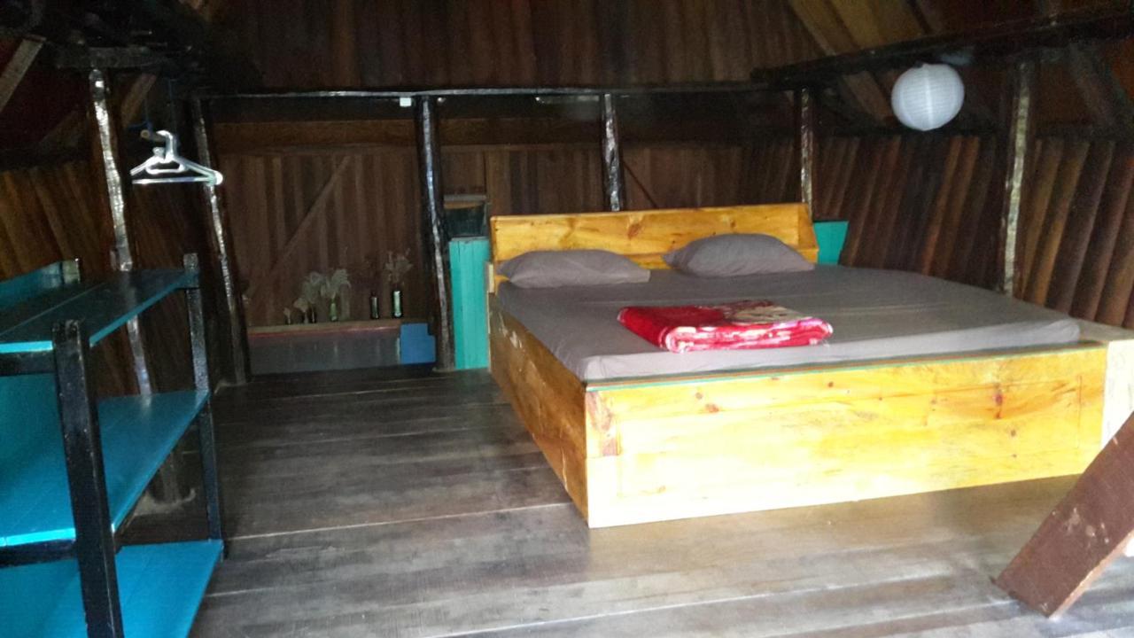 Liberta Homestay 图克图克 外观 照片